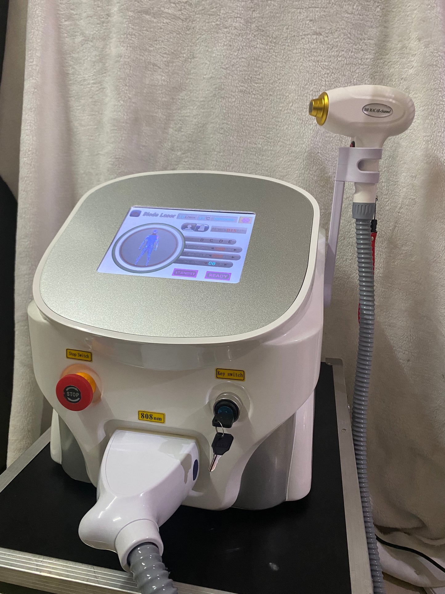 diode laser portable factory price 808 painlss hair removal lazer price home use diode laser hair removal machine