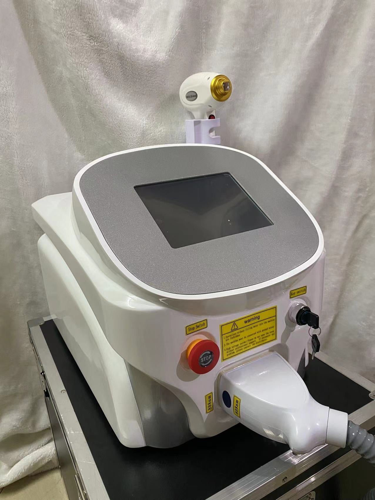 diode laser portable factory price 808 painlss hair removal lazer price home use diode laser hair removal machine